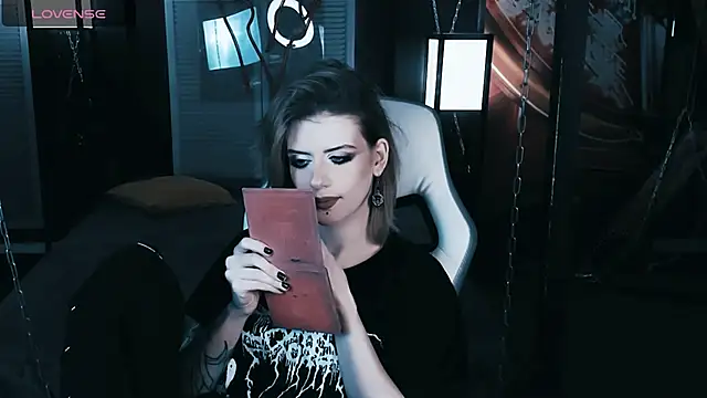 Noah ElmerX online show from December 3, 2:49 pm