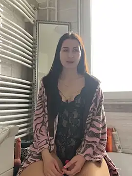 Snapshot of AriadnaBabyy chatting on February 3, 10:25 am AriadnaBabyy online show from February 3, 10:25 am