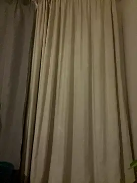 YesTheSexiest online show from January 9, 9:49 pm