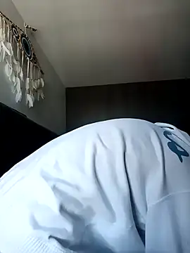 Rosalinda Cortez online show from January 1, 4:50 pm