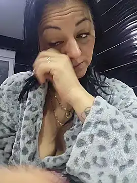 bruneta sexy23 online show from December 14, 4:34 am