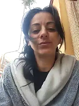 bruneta sexy23 online show from January 26, 8:36 am