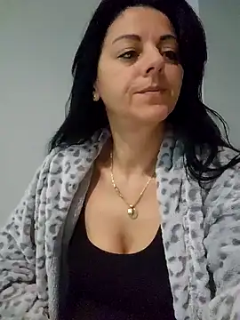 bruneta sexy23 online show from February 1, 3:52 am