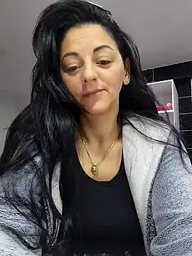 bruneta sexy23 online show from February 5, 4:06 am