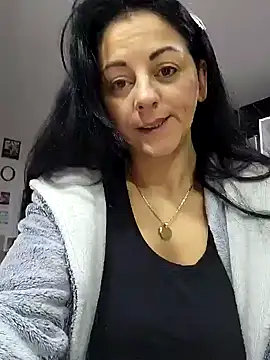 bruneta sexy23 online show from February 6, 4:10 am