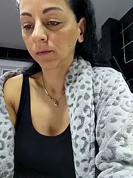 bruneta sexy23 online show from February 15, 3:52 am