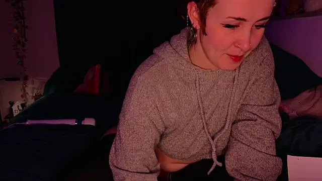 Snapshot of Bellazeebub chatting on December 22, 9:53 pm Bellazeebub online show from December 22, 9:53 pm