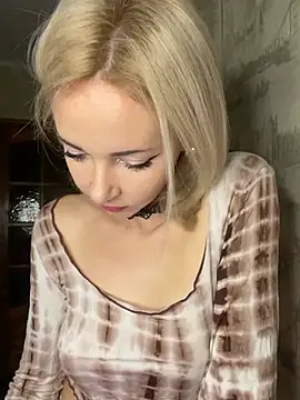 Kristina03 online show from February 11, 9:31 pm