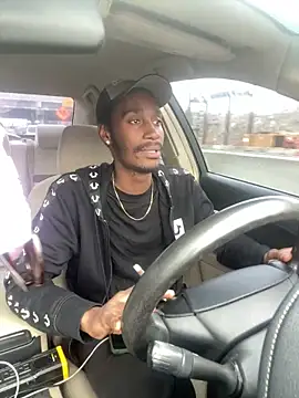 Snapshot of ITSONLYKENNY chatting on February 15, 3:17 pm ITSONLYKENNY online show from February 15, 3:17 pm