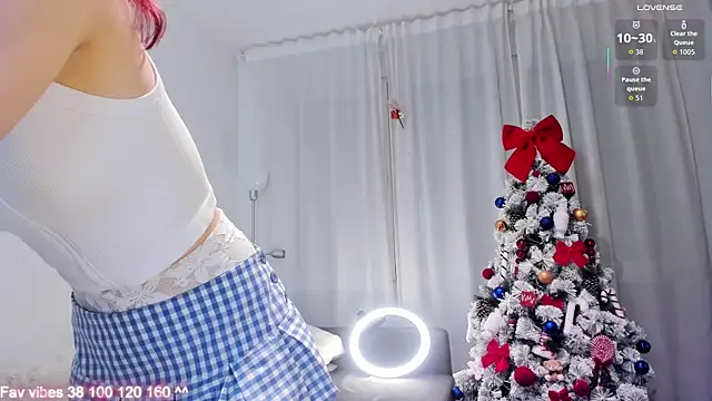 elizziMeiko   online show from December 19, 4:52 am