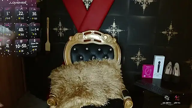 jolie colette online show from March 4, 8:15 pm