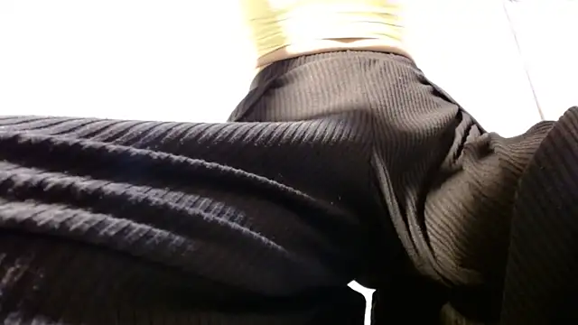 Snapshot of Terpsichore_Muse chatting on January 18, 6:03 am Terpsichore Muse online show from January 18, 6:03 am