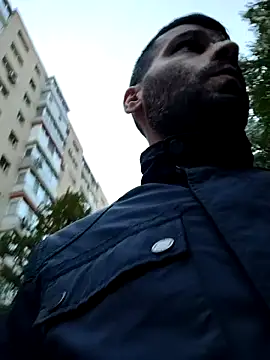 J0nyhson online show from September 30, 4:01 pm