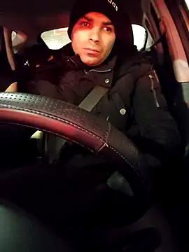 J0nyhson online show from December 4, 4:11 am