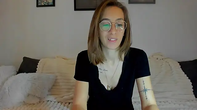 DesireMore90 online show from January 16, 7:56 am