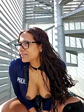 Snapshot of Allana_Squirt chatting on March 1, 12:34 pm Allana Squirt online show from March 1, 12:34 pm