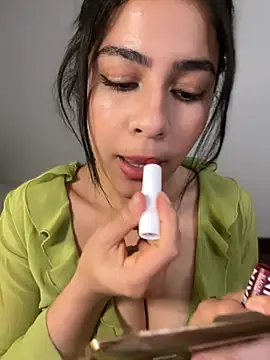 CuteKira7 online show from June 4, 3:12 am