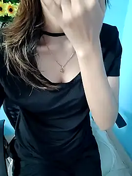 Snapshot of Karina_jaan chatting on January 13, 6:27 pm Karina jaan online show from January 13, 6:27 pm