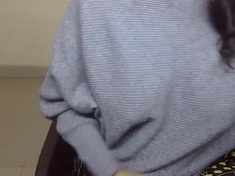 Lusty Wife1 online show from January 2, 7:40 pm