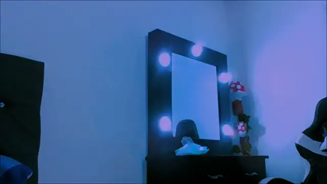 KathieBurning online show from March 22, 11:53 pm