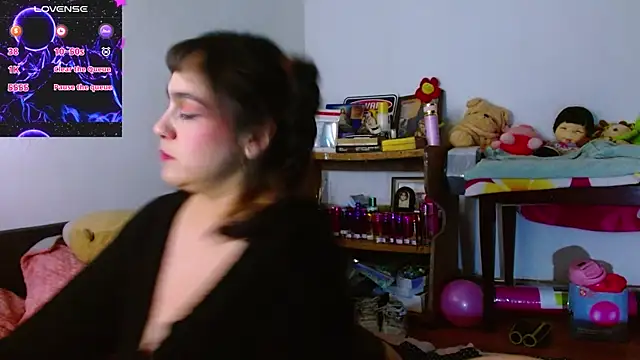 Snapshot of collette_beaufoy_ chatting on July 3, 2:40 am collette beaufoy online show from July 3, 2:40 am