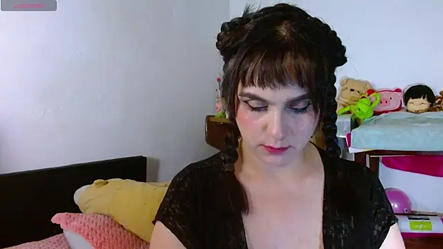 Snapshot of collette_beaufoy_ chatting on July 19, 9:51 pm collette beaufoy online show from July 19, 9:51 pm