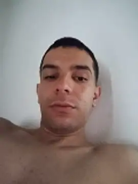 Snapshot of dreiico chatting on May 21, 12:23 pm dreiico online show from May 21, 12:23 pm