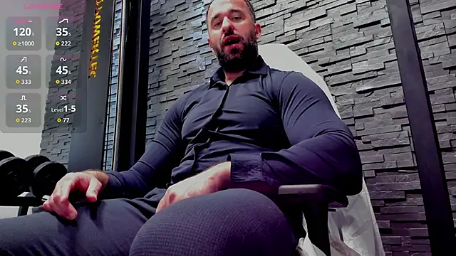 Snapshot of David_Big_Daddy chatting on April 19, 2:16 pm David Big Daddy online show from April 19, 2:16 pm