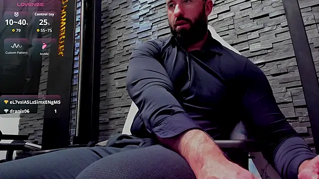 Snapshot of David_Big_Daddy chatting on April 30, 8:57 pm David Big Daddy online show from April 30, 8:57 pm