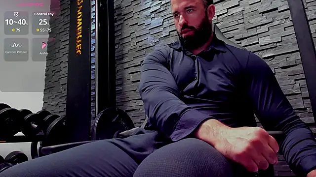 Snapshot of David_Big_Daddy chatting on May 24, 8:58 pm David Big Daddy online show from May 24, 8:58 pm