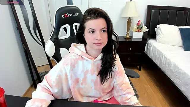 Snapshot of AmyPure_ chatting on May 20, 5:24 am AmyPure online show from May 20, 5:24 am