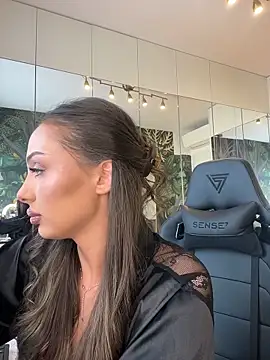 MileySin1111 online show from February 3, 11:59 am