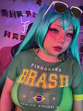 Snapshot of Sweet_freya1 chatting on June 27, 3:11 am Sweet freya1 online show from June 27, 3:11 am