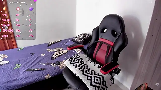 Aron Baylor online show from October 2, 7:10 pm