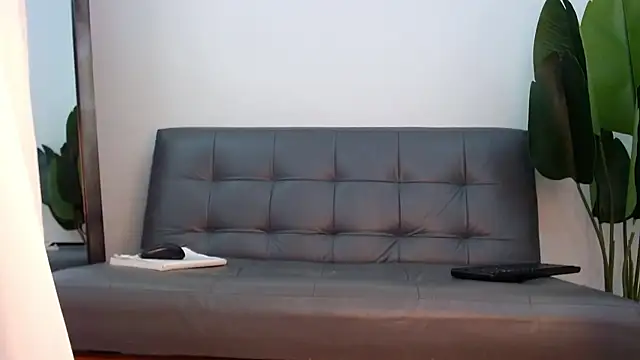 marthina thompsson online show from January 8, 1:20 pm