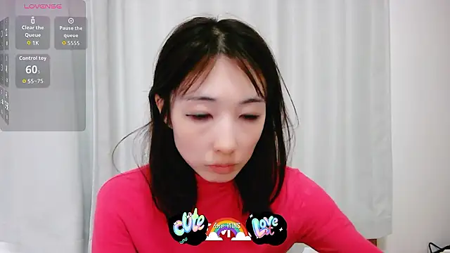 Snapshot of Love_me_Eri_ chatting on October 25, 4:42 am Love me Eri  online show from October 25, 4:42 am