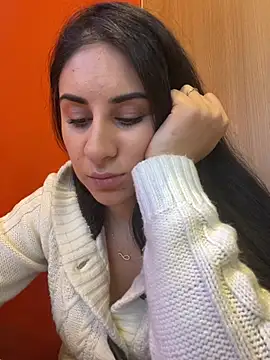 JenniferEdith online show from December 16, 7:37 am