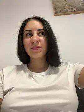 JenniferEdith online show from March 8, 7:05 am