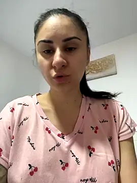 JenniferEdith online show from October 9, 9:51 am