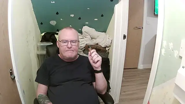 FriendlyDave online show from February 1, 7:02 pm