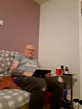 FriendlyDave online show from February 13, 10:22 pm