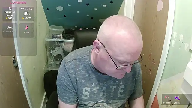 FriendlyDave online show from February 18, 2:38 pm