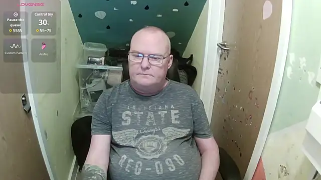 FriendlyDave online show from February 19, 9:17 am