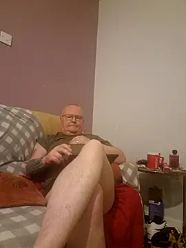 FriendlyDave online show from February 24, 10:47 pm