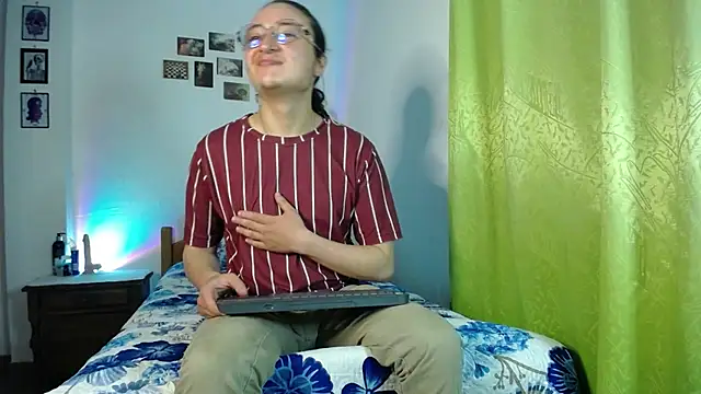 monkeywillwhite online show from November 9, 12:09 am