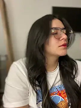 Lia flowers online show from January 21, 4:32 am