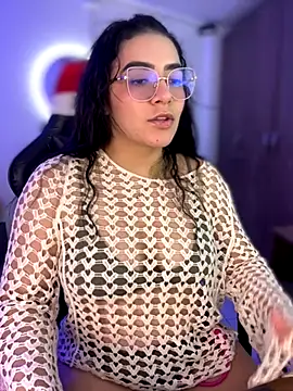 Lia flowers online show from December 1, 1:43 am