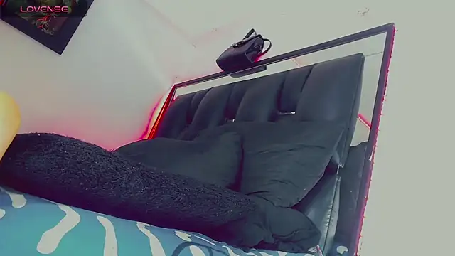 candy kendall online show from April 23, 8:13 am