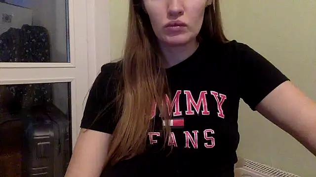 Snapshot of vanessa4you chatting on January 29, 4:05 am vanessa4you online show from January 29, 4:05 am