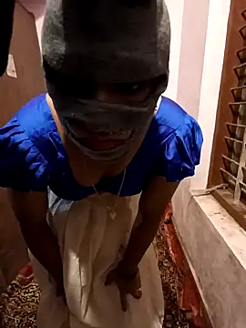 Mallu-Gayathri Arun online show from December 15, 5:31 pm